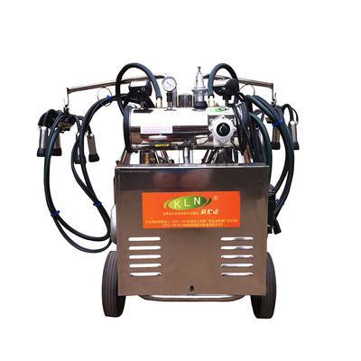 वैक्यूम पंप के साथ डेयरी फार्म 110V पोर्टेबल मिल्किंग मशीन
